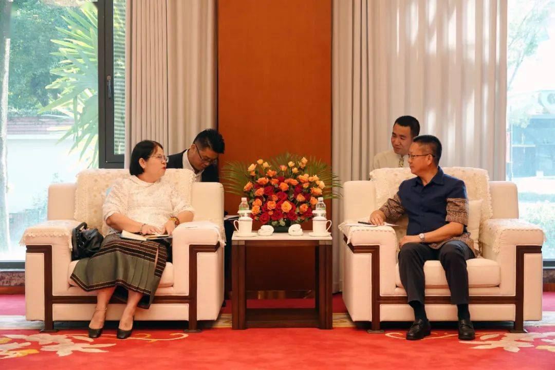 刀文会见泰国驻昆明总领事馆总领事帕薇婉一行_合作_西双版纳_交流