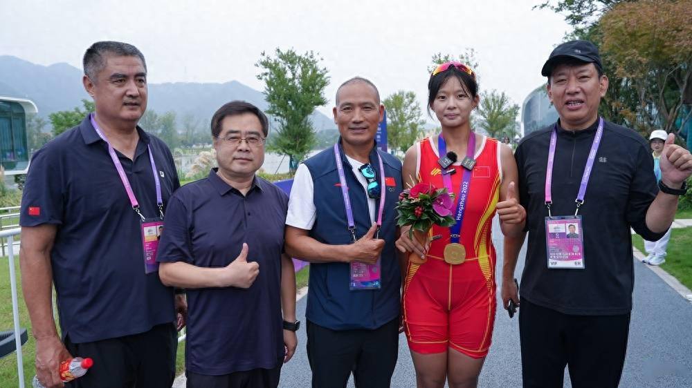 烟台选手王婷婷赛艇项目摘得杭州亚运会烟台首金_比赛_单桨_女子