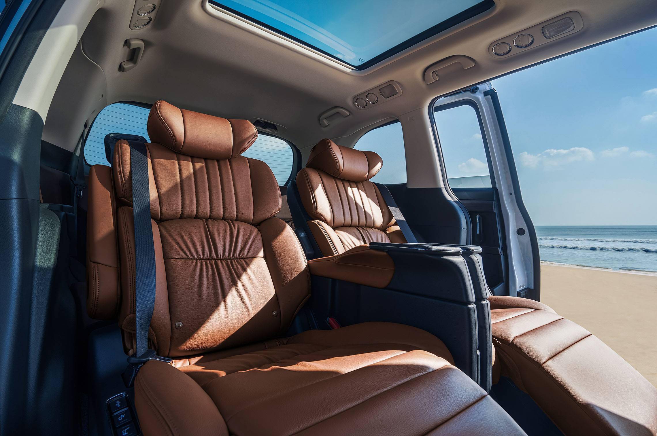 国产奥德赛正式整车反向出口日本市场销售_搜狐汽车_搜狐网