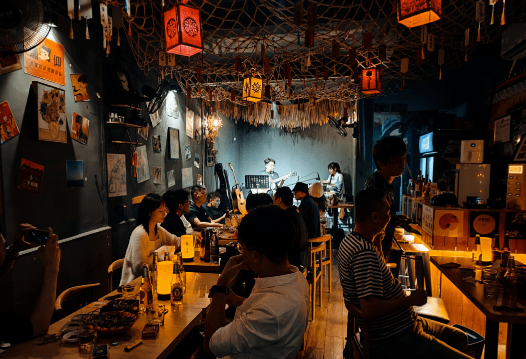 转角遇见小酒馆,在天河邂逅另一种烟火气_民谣_氛围_大道