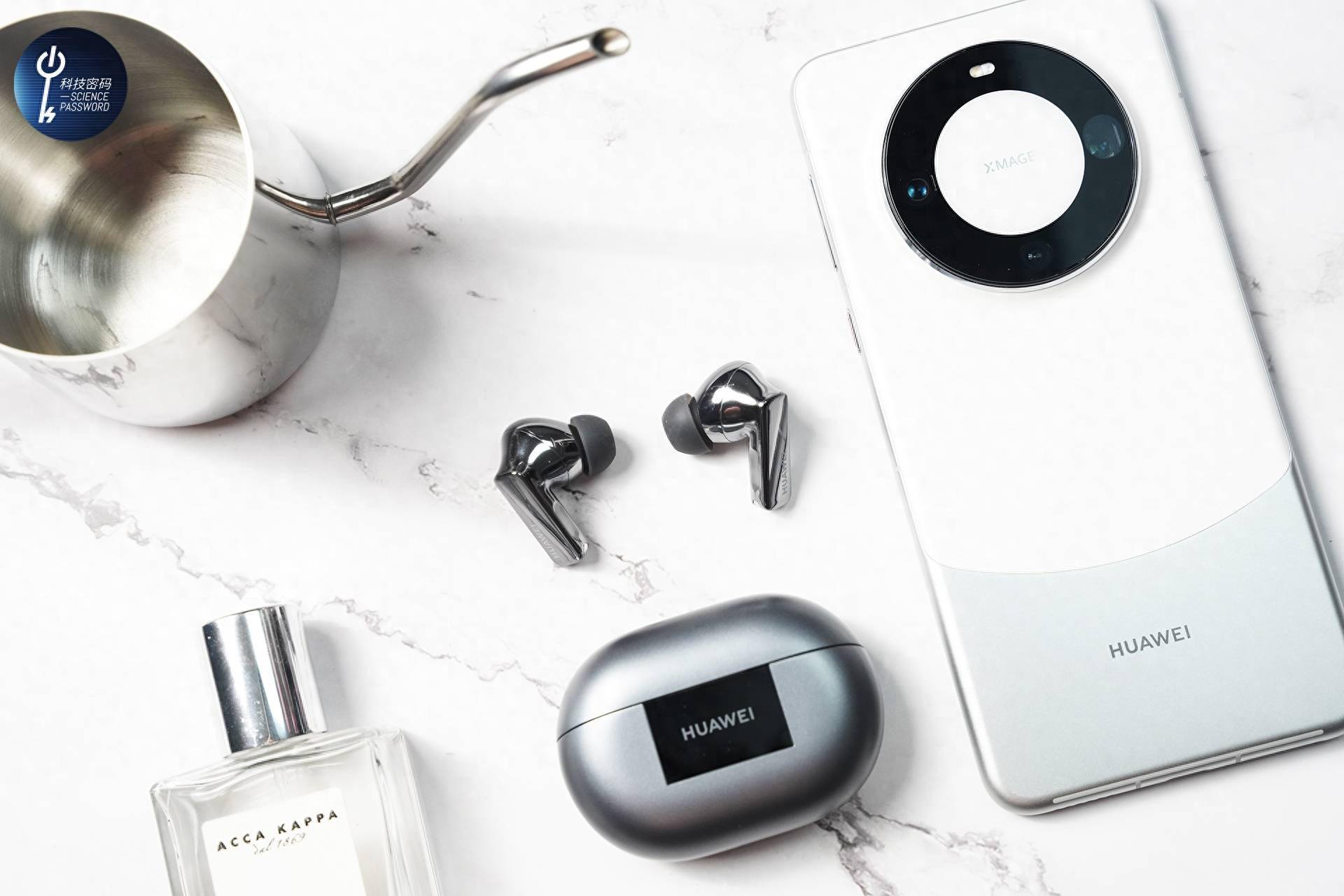 华为mate60系列最佳组合 旗舰王者华为freebuds pro 3星闪耳机测评
