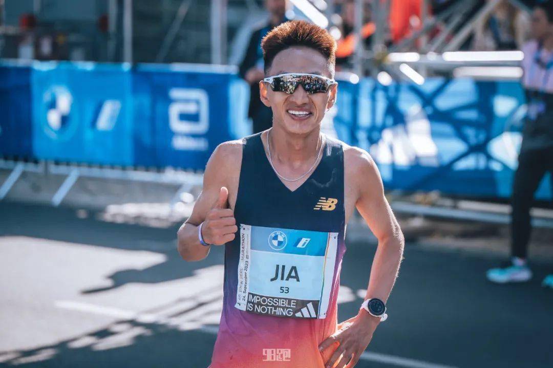 贾俄仁加 柏林圆梦210!_balance_new_马拉松