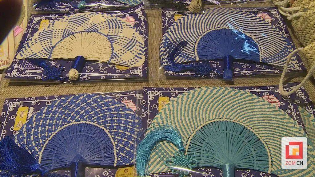 假期里的自贡"非遗集市"有点火——_手工_美食_手艺