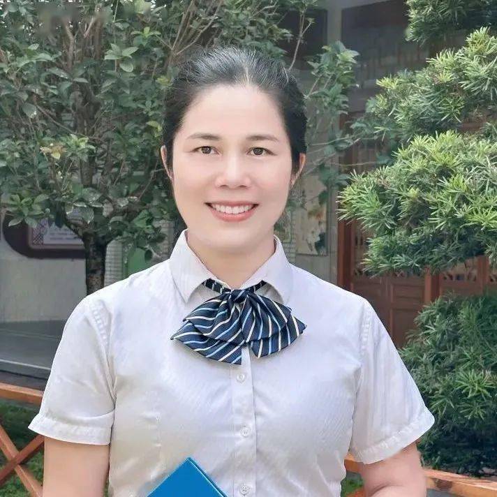 姚明月李丽邓刚张华英语组潘晓丽李玉婷周小延艺体组颜芬陈小雨谢诗霖