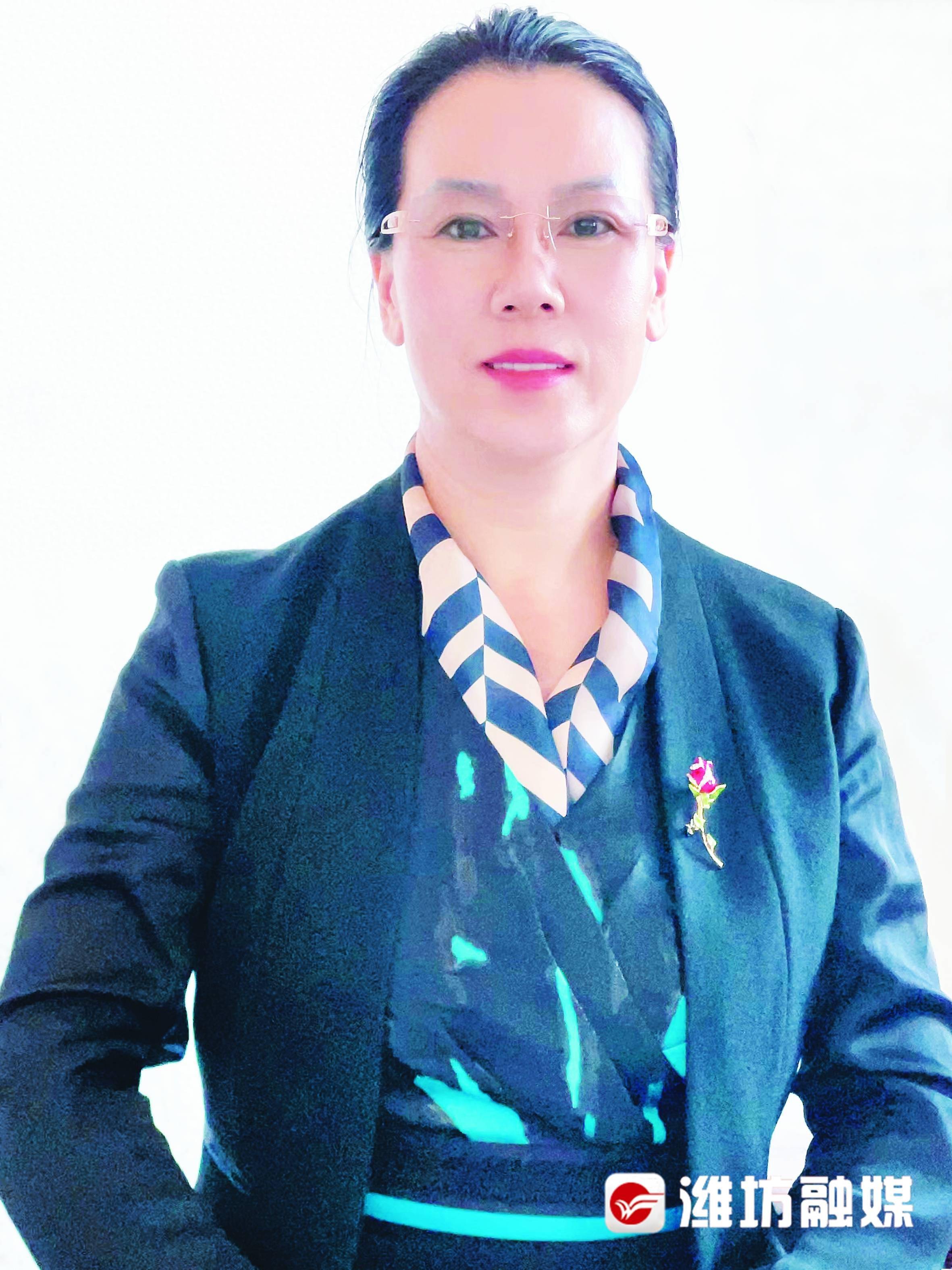 王艳凤,山东潍坊寿光人,澳门山东文化交流协会会长,澳门潍坊同乡联谊