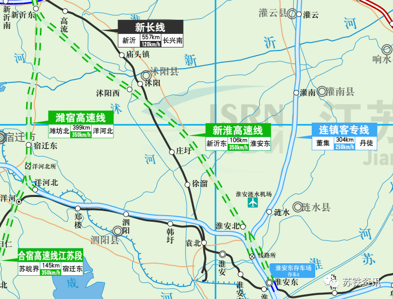沿京沪高速西侧并行,跨连淮扬镇铁路后,接入