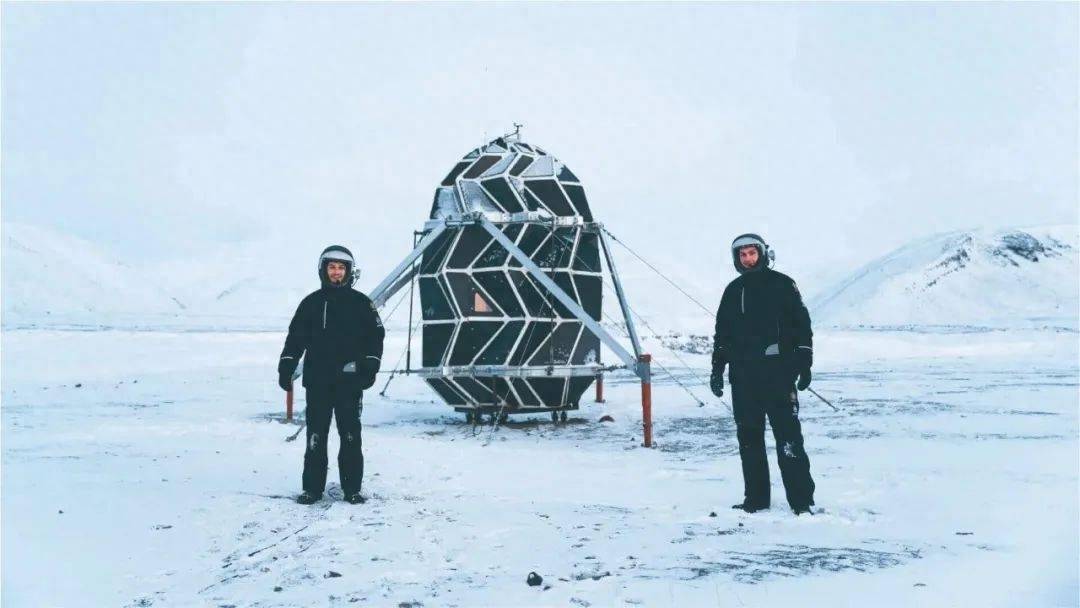 假如有一天,人类能在月球上生活,会住在一个怎样的屋子里?