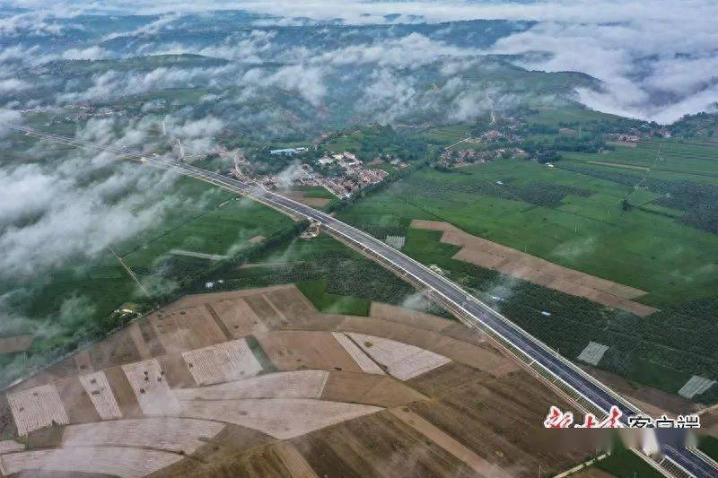 灵台至华亭高速公路一期工程.