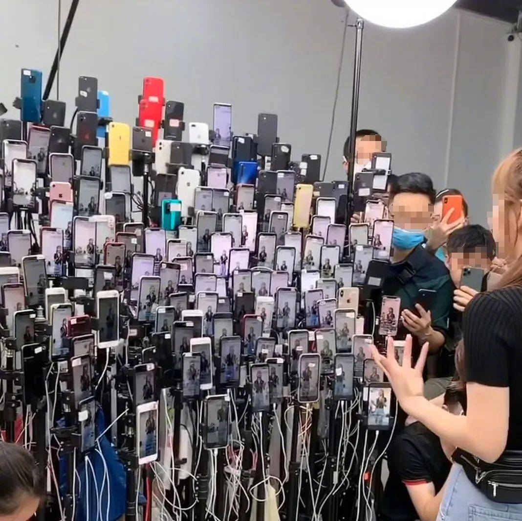 "26000部手机刷直播间人气"上热搜,直播造假令人目瞪口呆_水军_网络