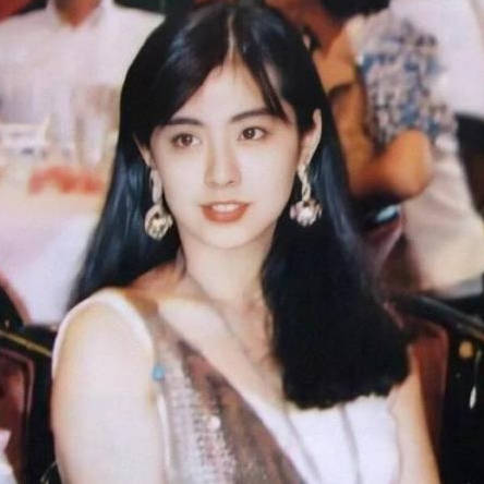 顶流网红晚晚疑似怀孕,低调半年后腹部隆起,好友发文替她开心_林瀚_网友_孩子