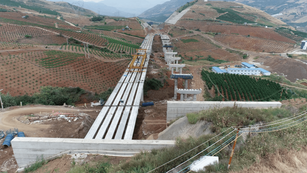 作风革命 效能革命丨宾鹤高速公路项目建设捷报频传_工区_土建_目标