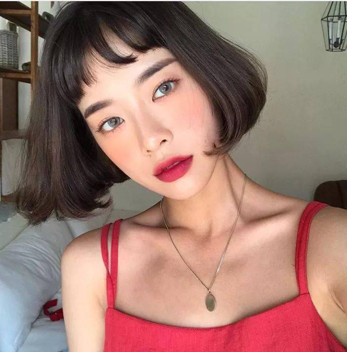 网红短发_中国_发型_形象