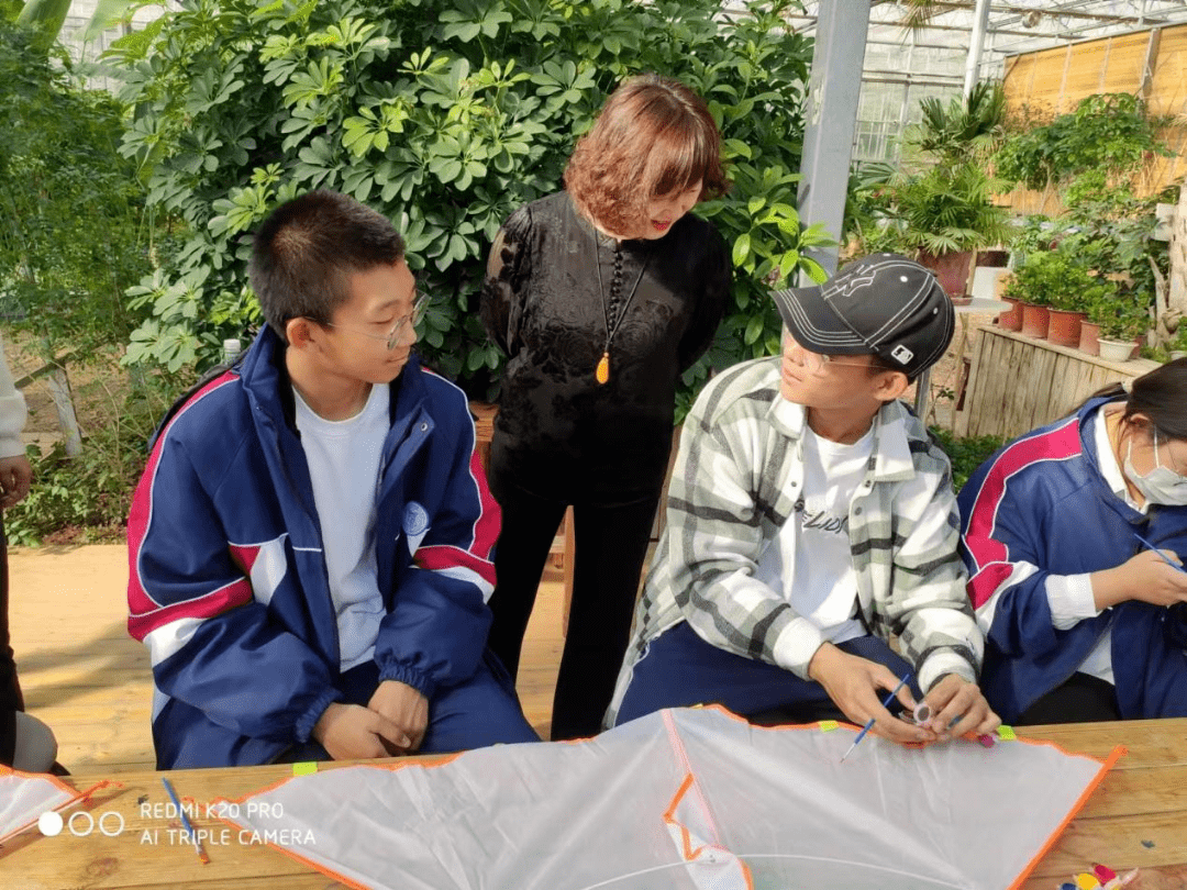 斑斓国际 | 呼市一中国际部日语班第四届"品味秋韵,悟语风筝"花鸟园