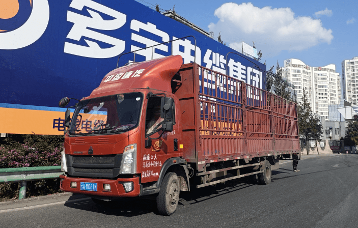 高速公路交警致货车驾驶人及家属冬季安全行车的提示_车辆_大理州