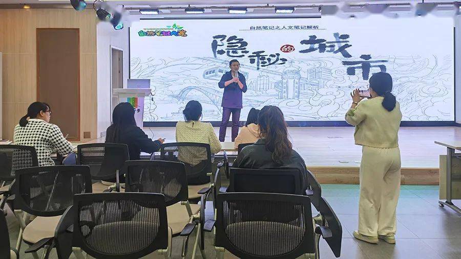 长江文化进社区进校园 走进重庆高新区西苑小学校,永川区凤凰湖小学校
