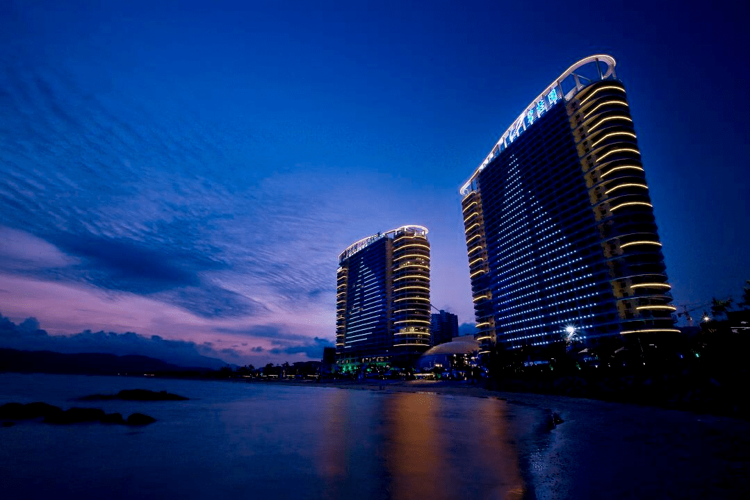 惠州碧桂园十里银滩,房间坐拥大海景~楼下干净沙滩,2大1小自助早/可