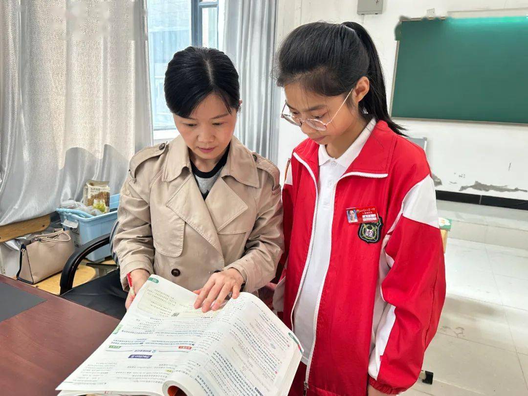 【九江一中八里湖校区名师榜】张英 | 倾满腔热血铸师魂_指导_英语