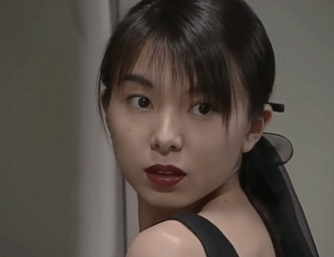 "山口智子在与木村拓哉合作完《悠长假期》后,她逐渐