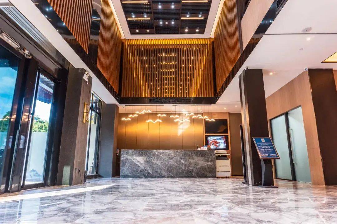 【广州亨来斯登御座酒店】10月周六不加价!全新开业!