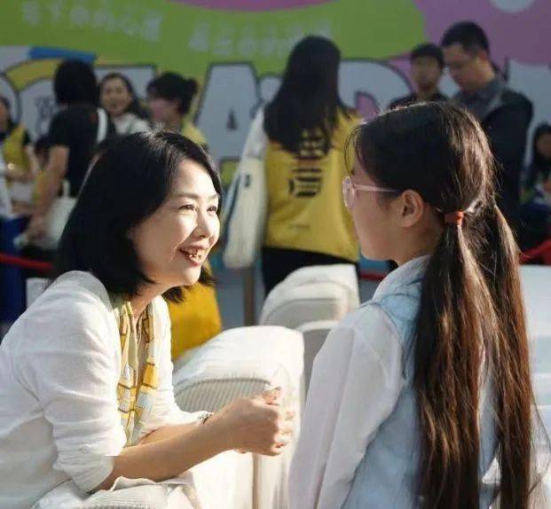 我和书的故事:伍美珍,郁雨君对谈活动在黄山书市举行_写作_成长_创作