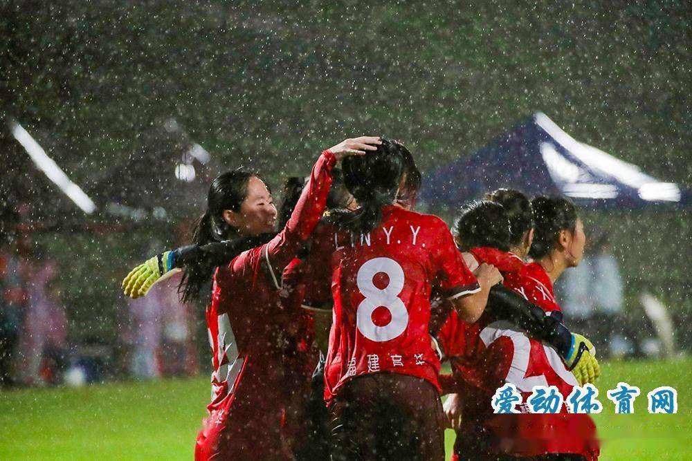 海南琼中女足成功卫冕!