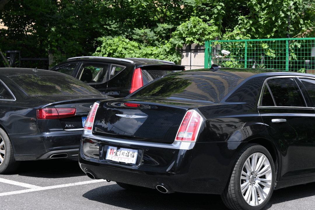 【诺粉来稿】2000公里从南开到北,克莱斯勒300c让"老诺粉"变"新客户"