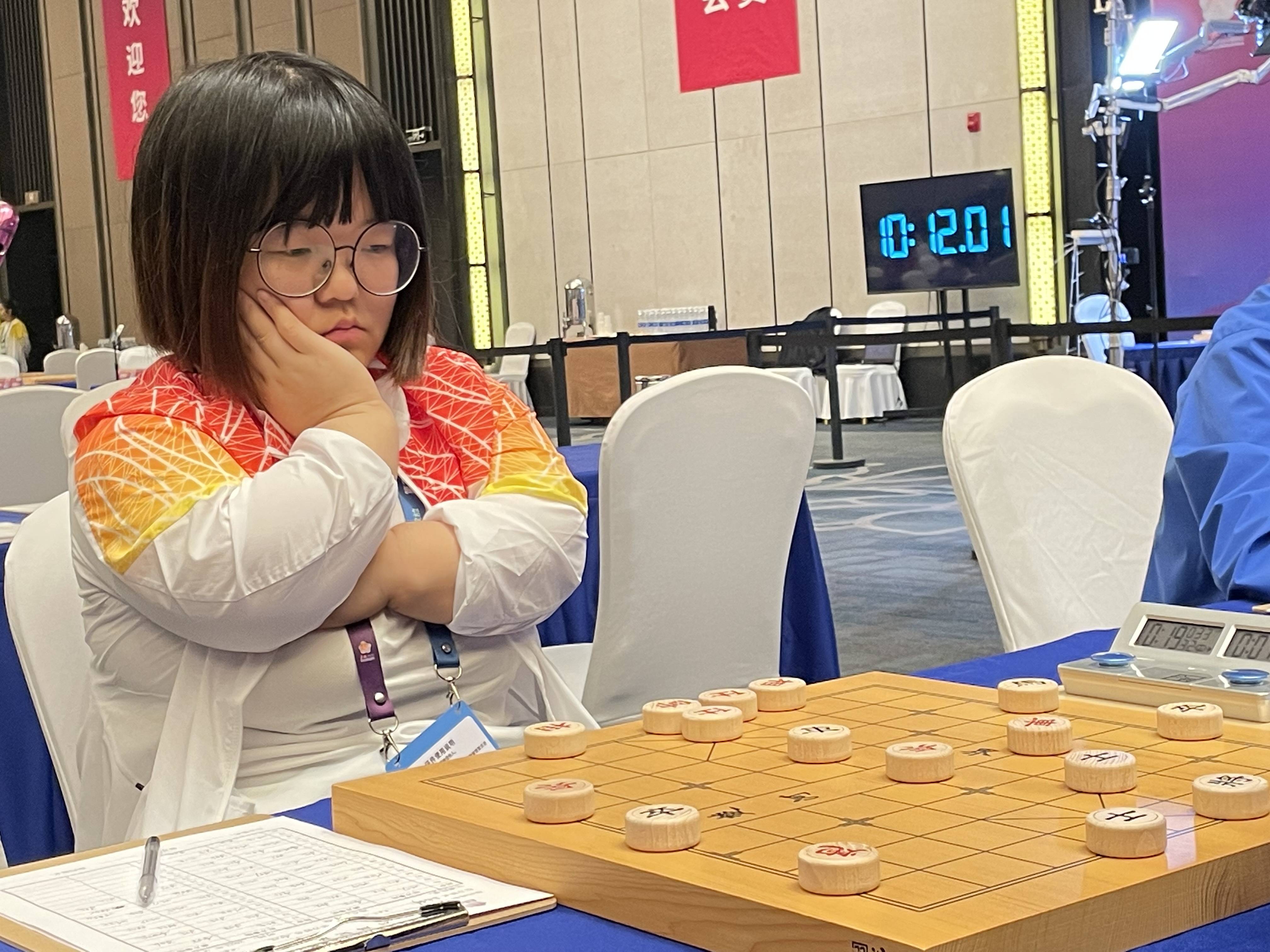 女子象棋大师左文静图片