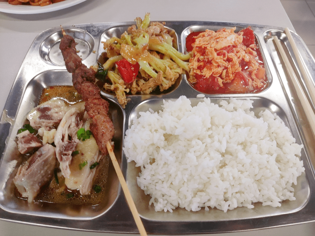 东华大学mpacc研究生就读体验_活动_照片_食堂