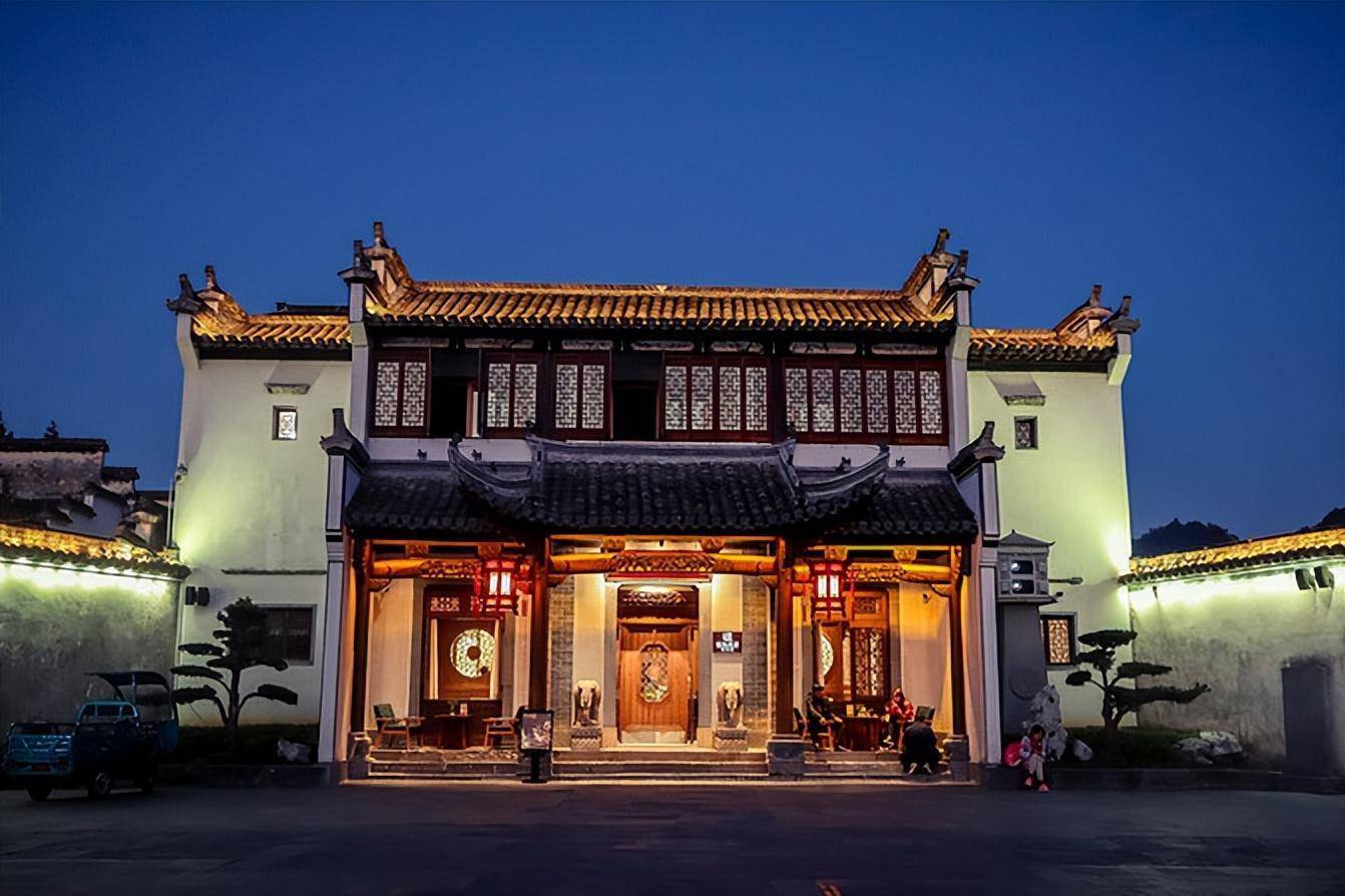 坊,敬爱堂,大夫第,西园,东园,青云轩,桃李园,旷古斋,瑞玉庭,追慕堂