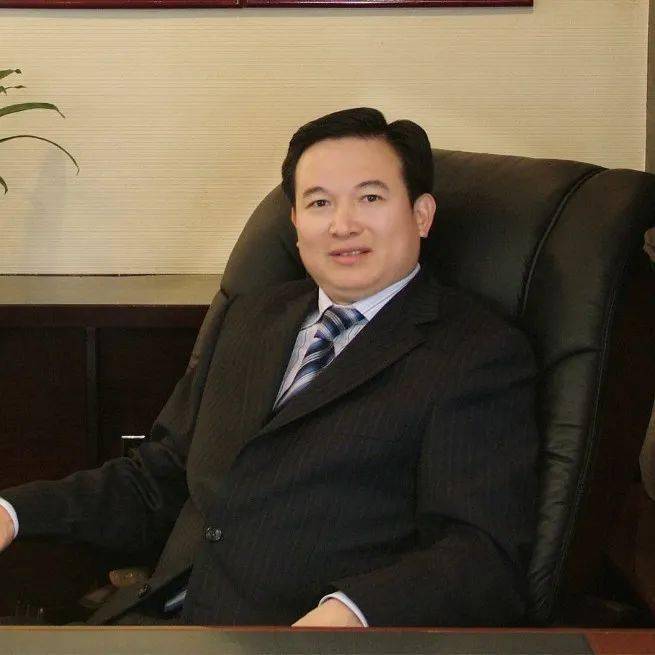 湖南富丽华大酒店酒店顾问刘建文丁伟民同志深耕酒店行业26年,曾在