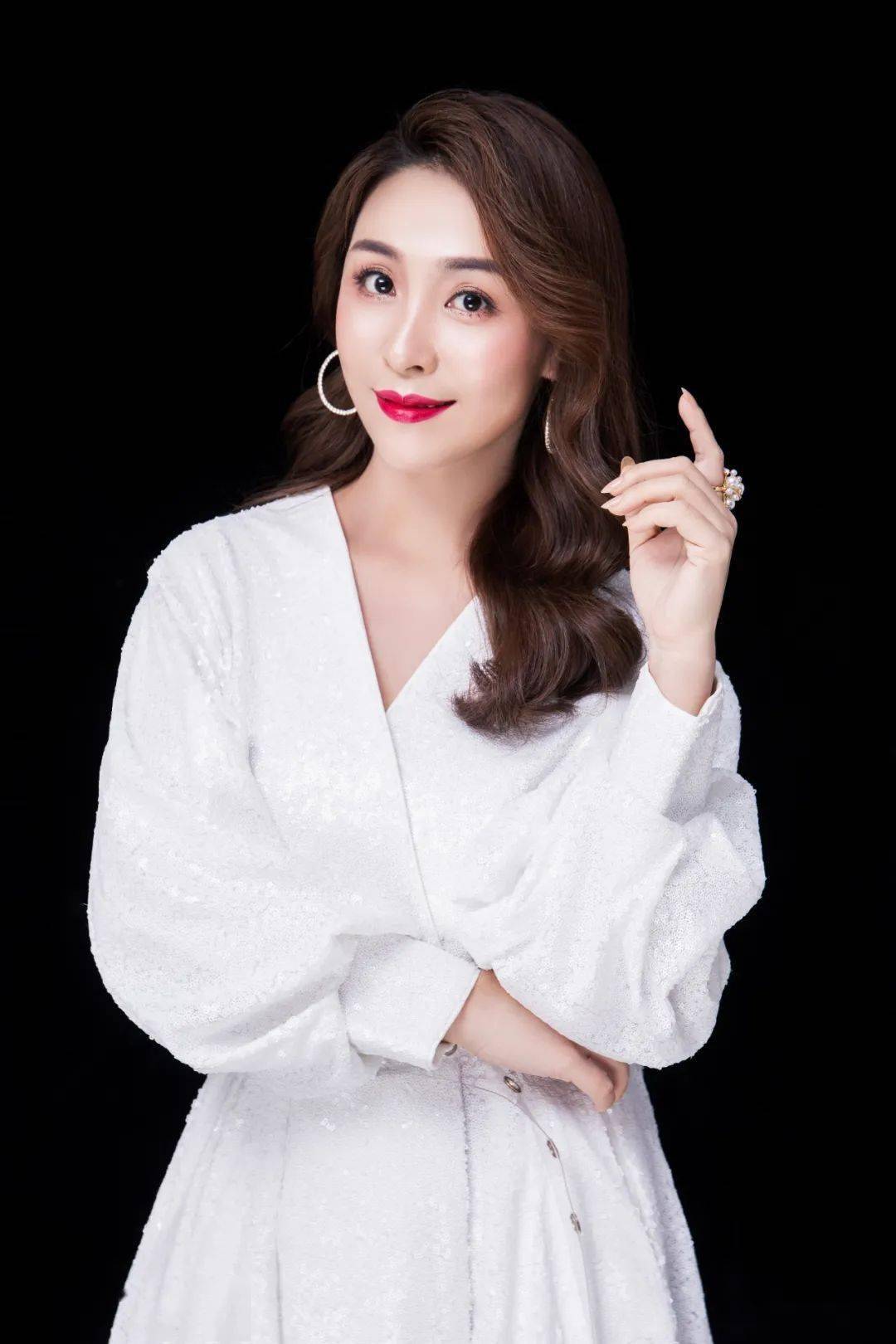 壮剧第一朵"梅花"——广西戏剧院哈丹荣获"新时代中国戏剧(旦行)领军