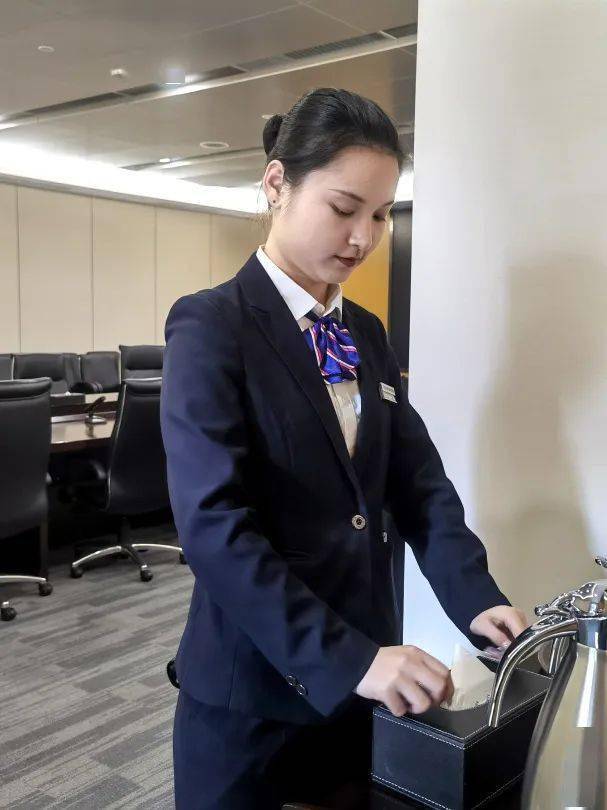 【会员】 东方物业丨聚微光③——【武汉城市服务集团】微笑服务"美"