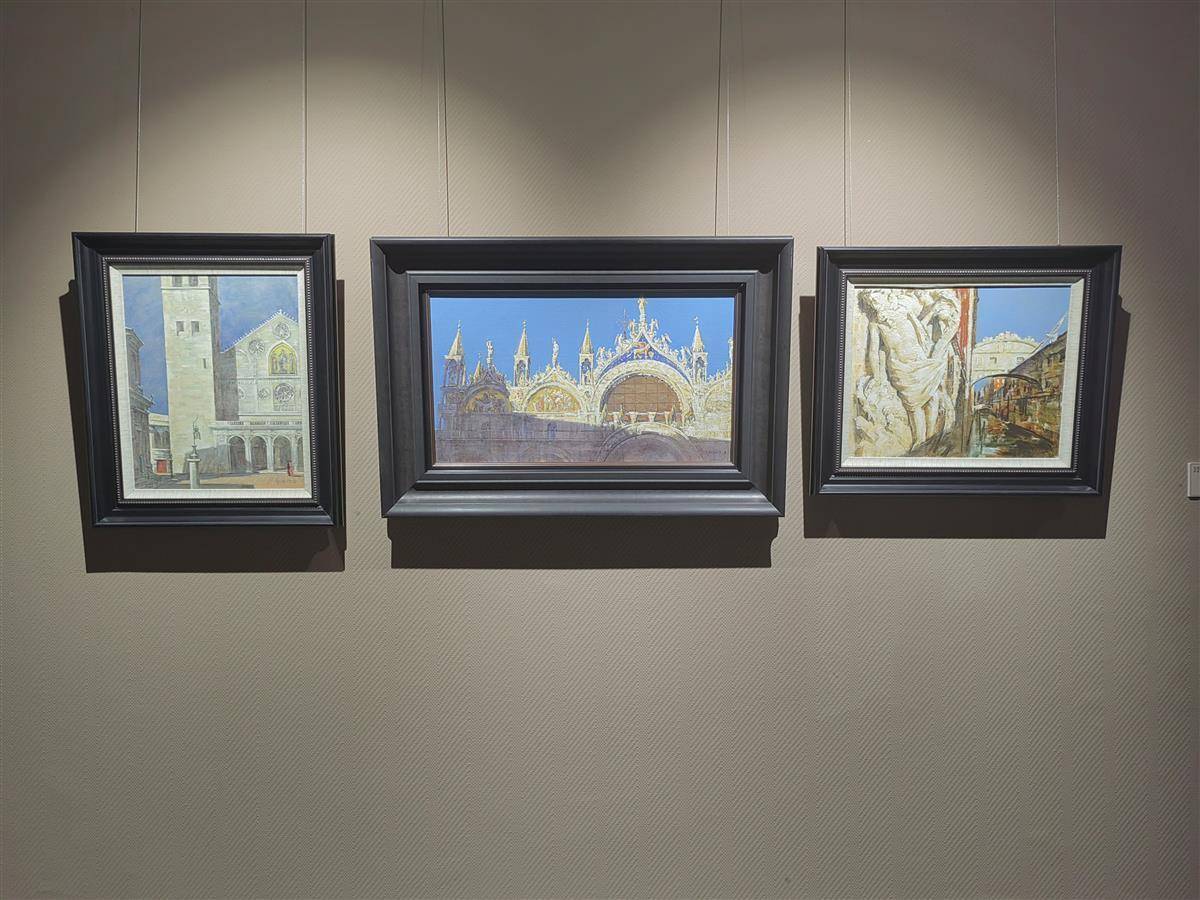 画家李瑾用64件艺术作品致"行走的青春"_展览_创作_武汉