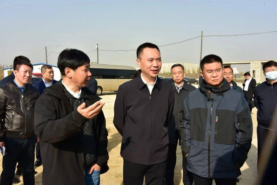 吴开华调研佳通集团腾鳌温泉健康产业城项目建设情况和鞍山机场复航