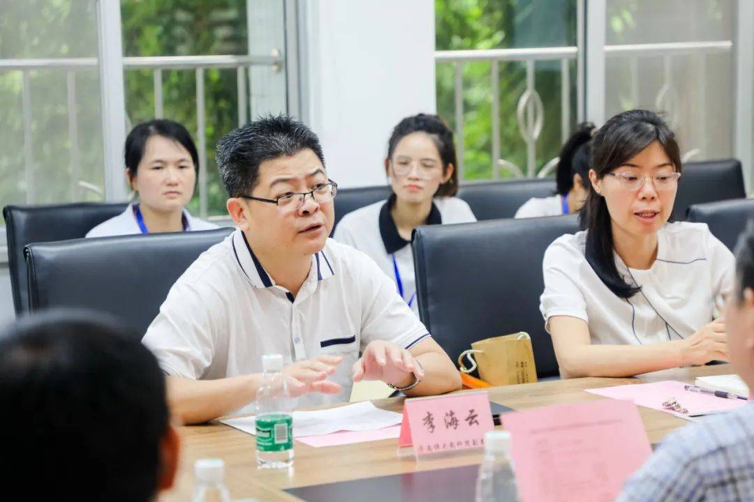 教育科学学院李海云书记指出,中大附中是一个有格局,有力量的学校,为