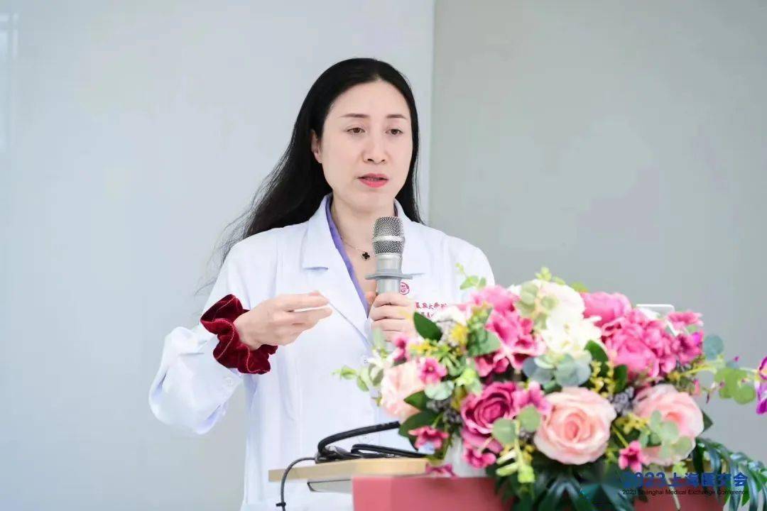 眼科近视手术专家,复旦大学附属眼耳鼻喉科医院视光学中心主任王晓瑛