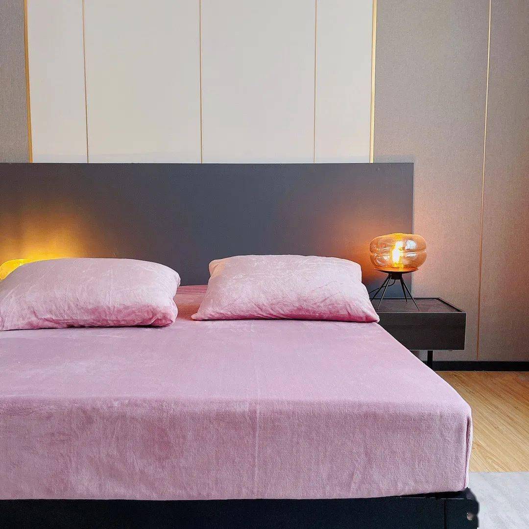 但现在同类型的在某旗舰店,线下门店1件就要199元,还是挺贵的.