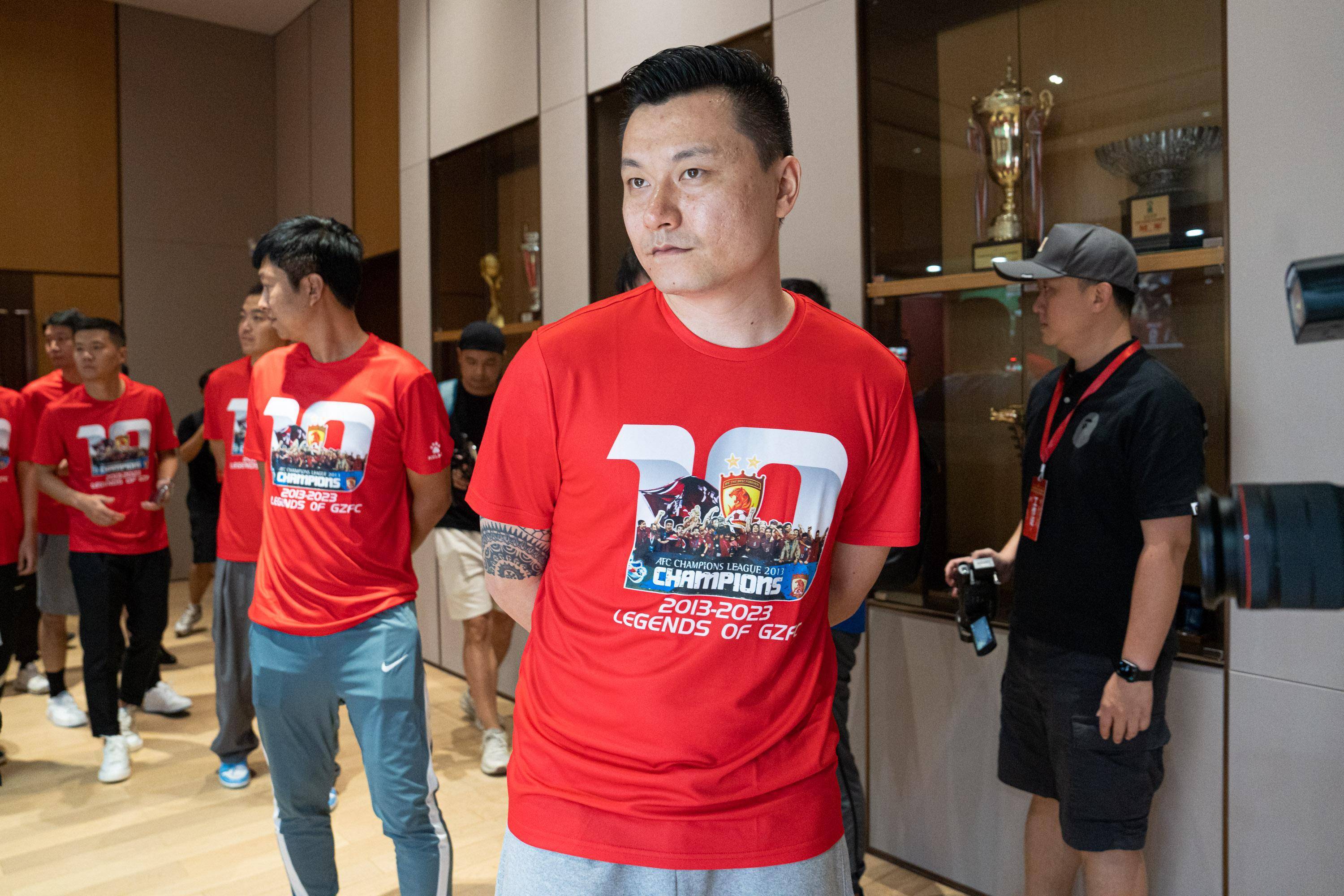 广州队举行夺得亚冠十周年纪念庆典,郜林笑称"回家真好"!