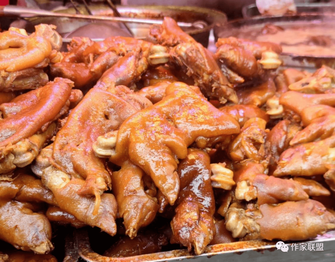 杜支明:贵州青岩古镇小记_猪脚_稀饭_糕粑