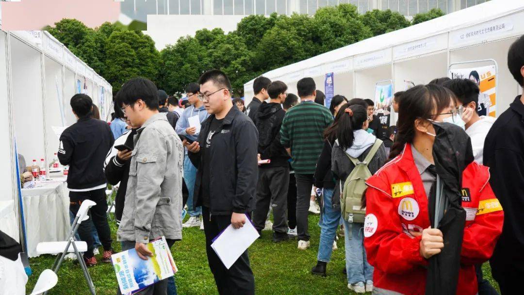 电子科大科园股份有限公司,成都国信安信息产业基地有限公司等216家