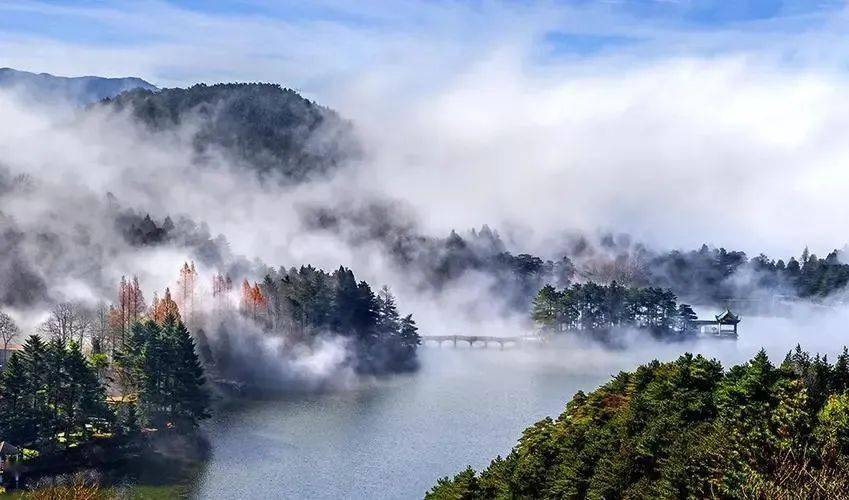 天下恋庐山庐山恋天下图片