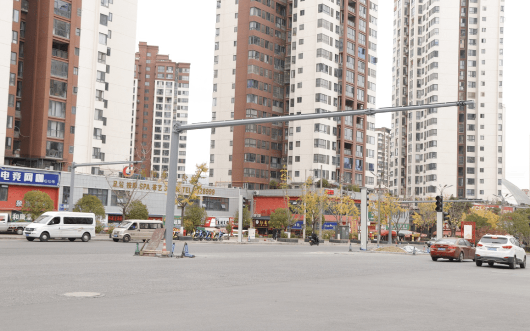 海子街加油站路口工业大道毕节北站路口工业大道十六中路口区第二实验