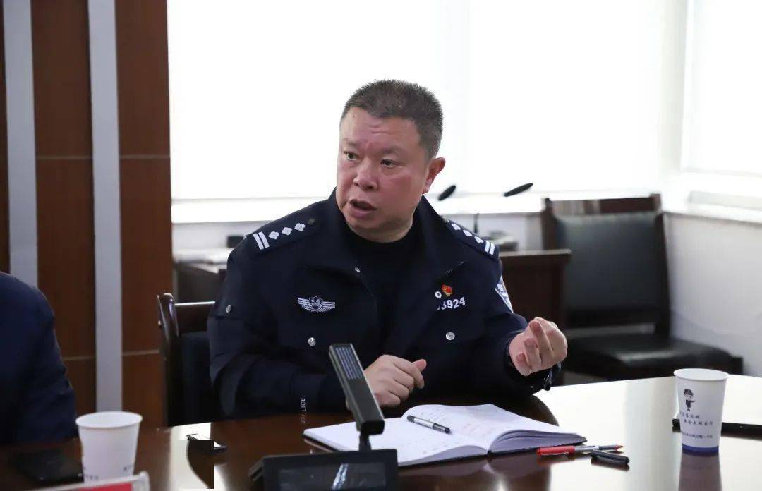 昭阳区召开中心城市道路交通疏堵保畅调研座谈会