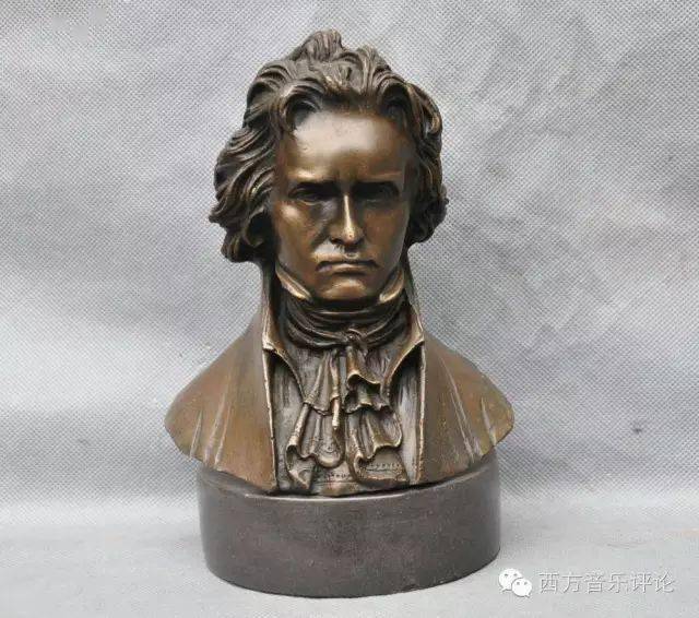 贝多芬早期钢琴奏鸣曲中的巅峰之作丨《第八钢琴奏鸣曲》(op.