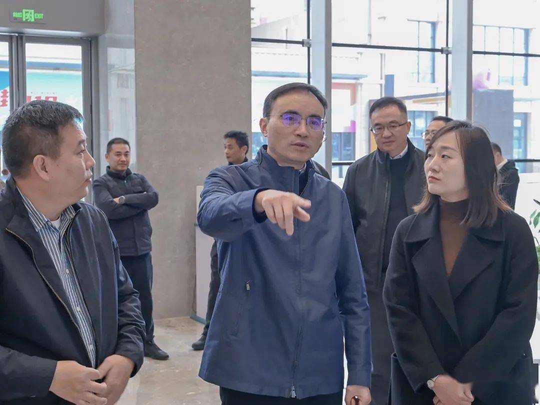 区委书记王忠诚带队到新都街道开展高质量发展拉练活动_服务_养老
