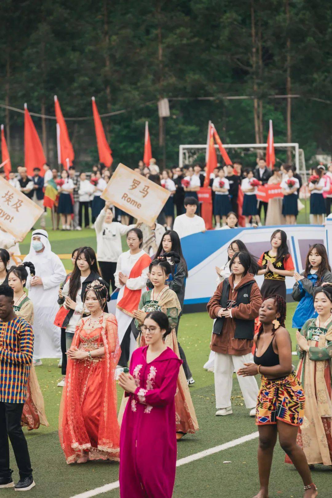 共济大数据学院龙腾虎啸展中华气魄科技进步是国之利器沐浴传统文化