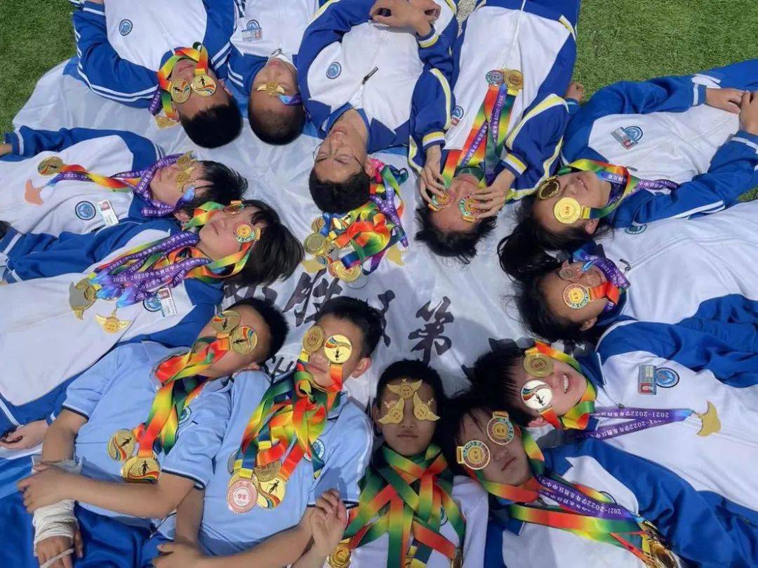 双减多元拓展篇|东胜区第二中学:绳彩飞扬 活力绽放