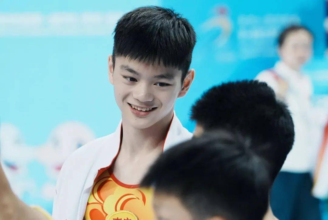 神似许凯,14岁体操帅哥郑宝森实力惊人_比赛_动作_潜力