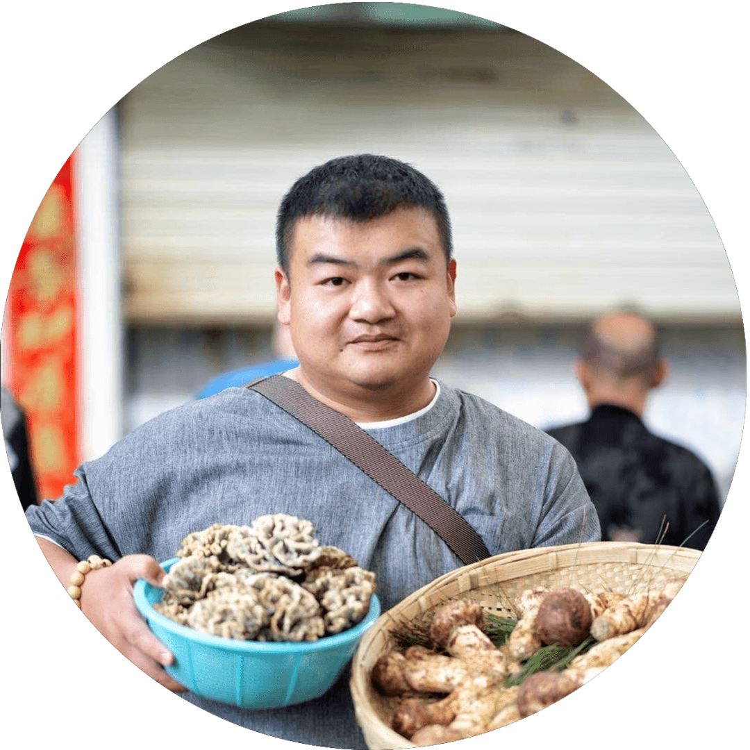 南京 蒋鹤鸣知名美食kol金梧桐江浙餐厅评委会评委济南 王老虎《味道