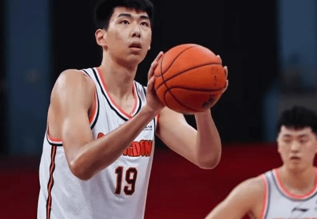 放弃四大番薯,朱芳雨霸气喊话周琦归来,刘传兴将加盟广东队争冠_赛季